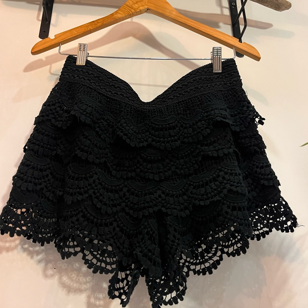 Chic Black Crochet High Waist Shorts